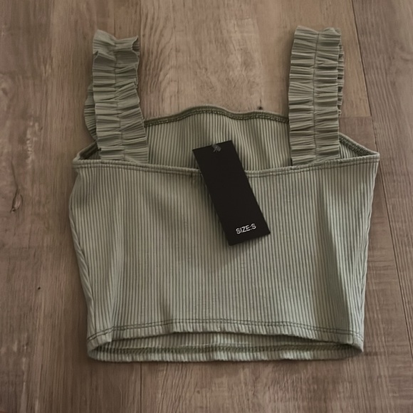 Green Ruffle Tank Top (Size Small) - Picture 2 of 2